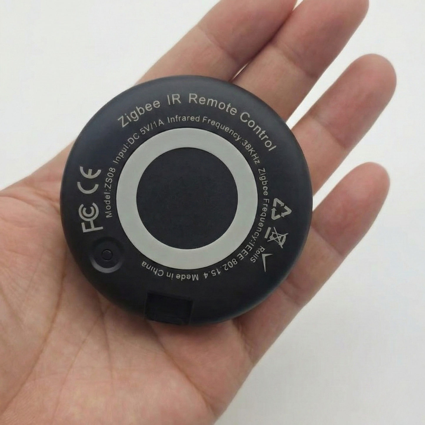 جهاز التحكم الذكي الشامل بالأشعة تحت الحمراء (IR) بتقنية ZigBee