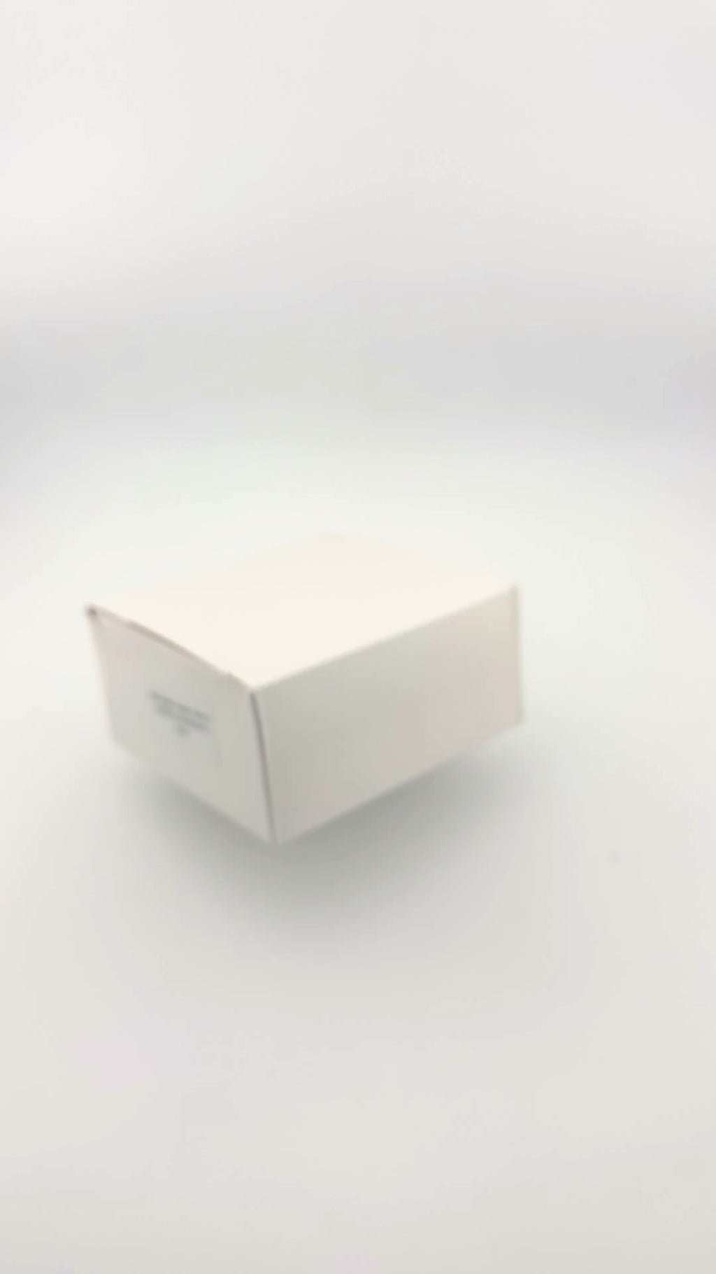 سویچی زیرەک ٣٠ ئەمپێر، سیستەمی Zigbee، ئەپڵیکەیشنی Tuya و Smart Life